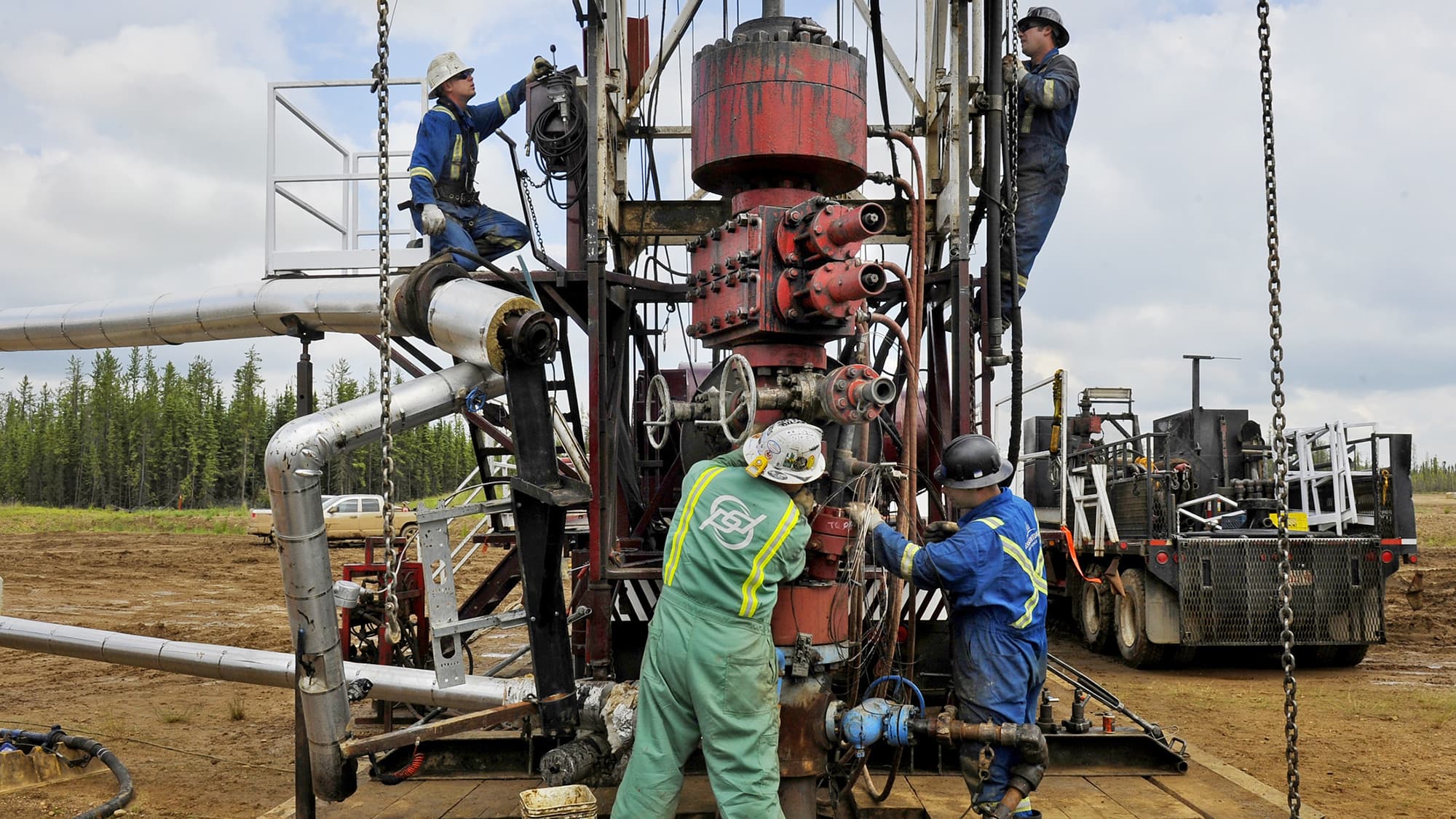 Процесс бурения нефтяных скважин